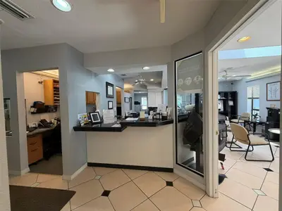 2711 State Road 434, FL