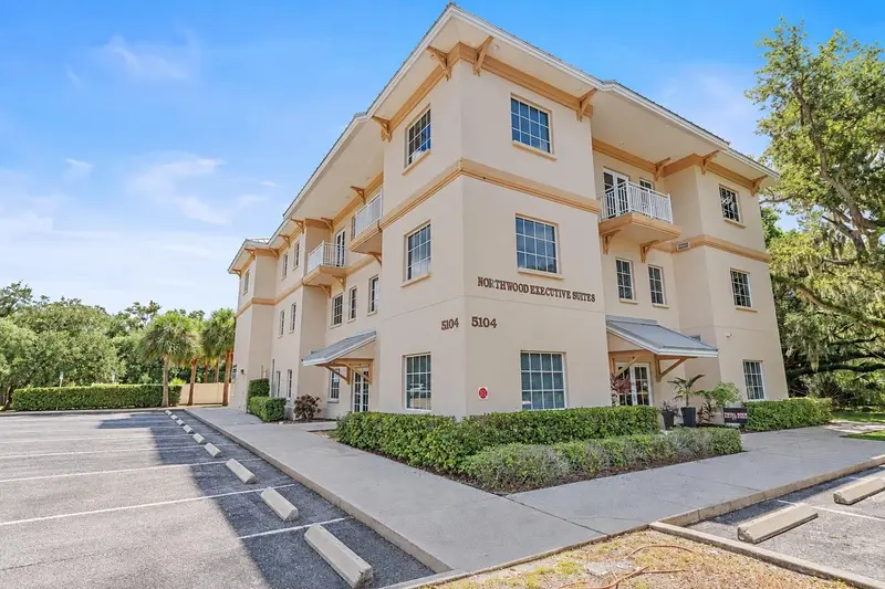 5104 N Lockwood Ridge Rd #106, FL
