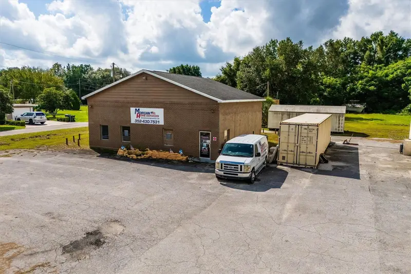 319 W Seminole Ave, FL