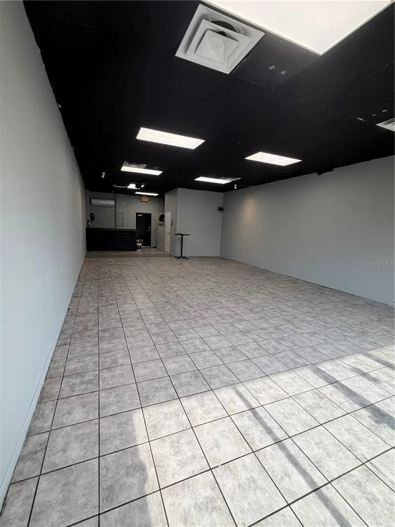1509 Fortune Retail Ct, FL