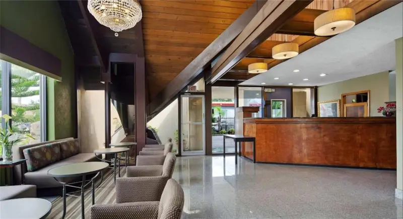 2014 W Colonial Dr, FL