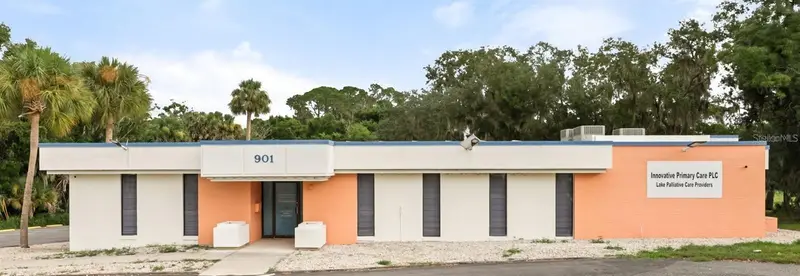 901 N Grove St, FL