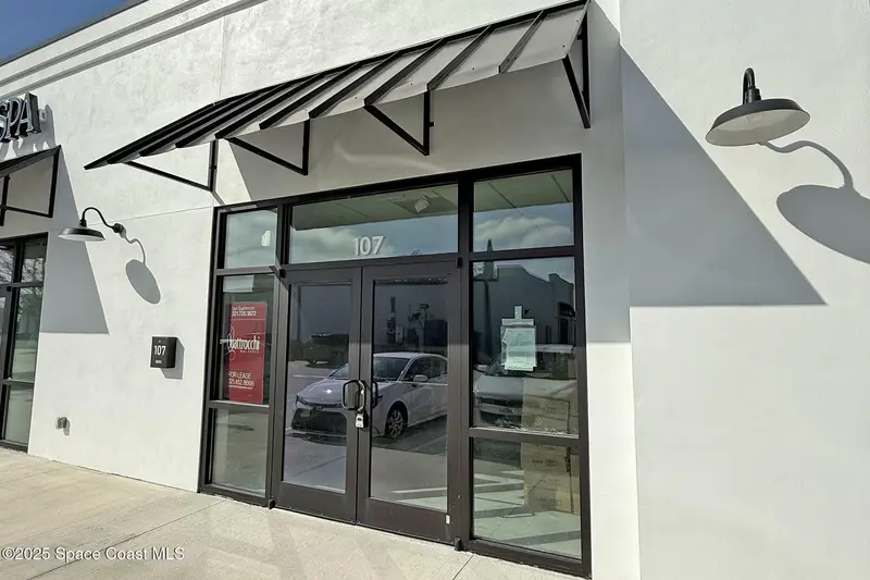 315 S Courtenay Parkway 107, Merritt Island, Fl 32952, FL