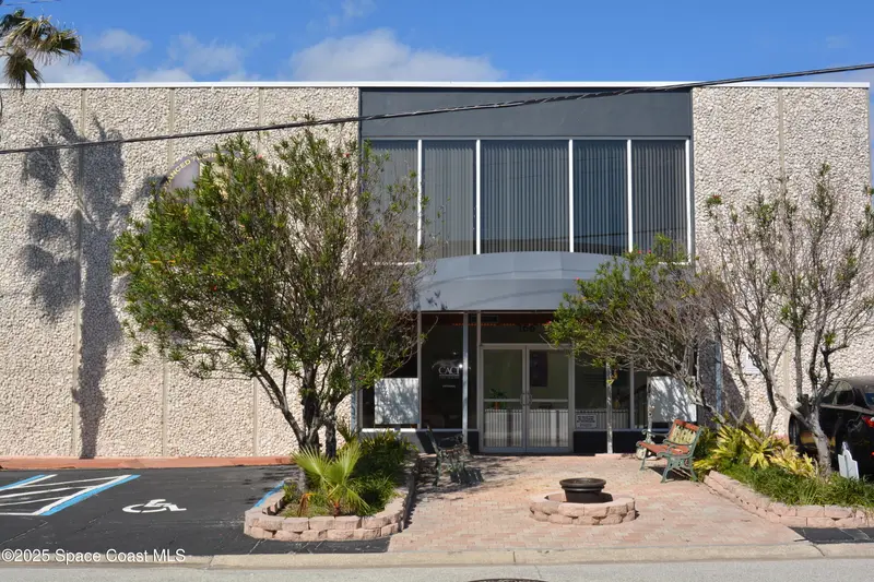 166 Center Street 104, Cape Canaveral, Fl 32920, FL