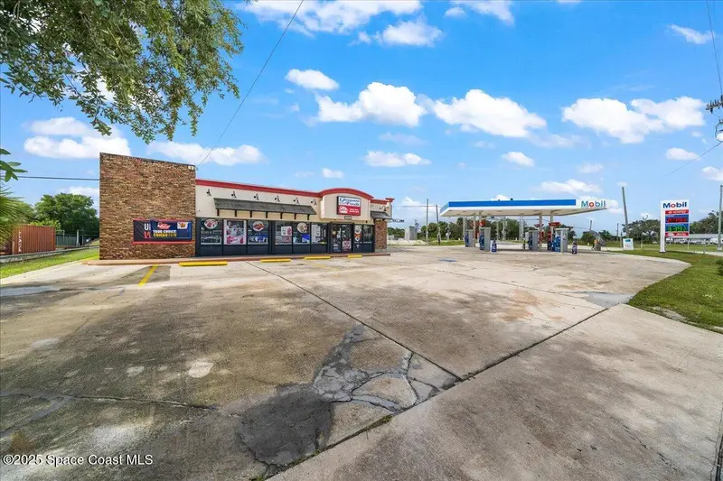 2009 N Cocoa Boulevard, Cocoa, Fl 32922, FL