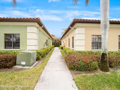336 N Babcock St Street 104, Melbourne, Fl 32935, FL