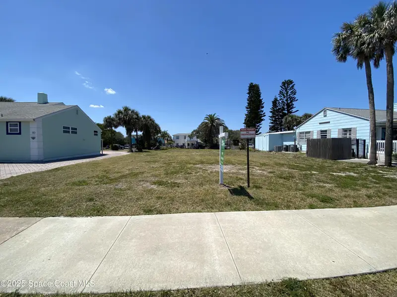 118 N Atlantic Avenue, Cocoa Beach, Fl 32931, FL