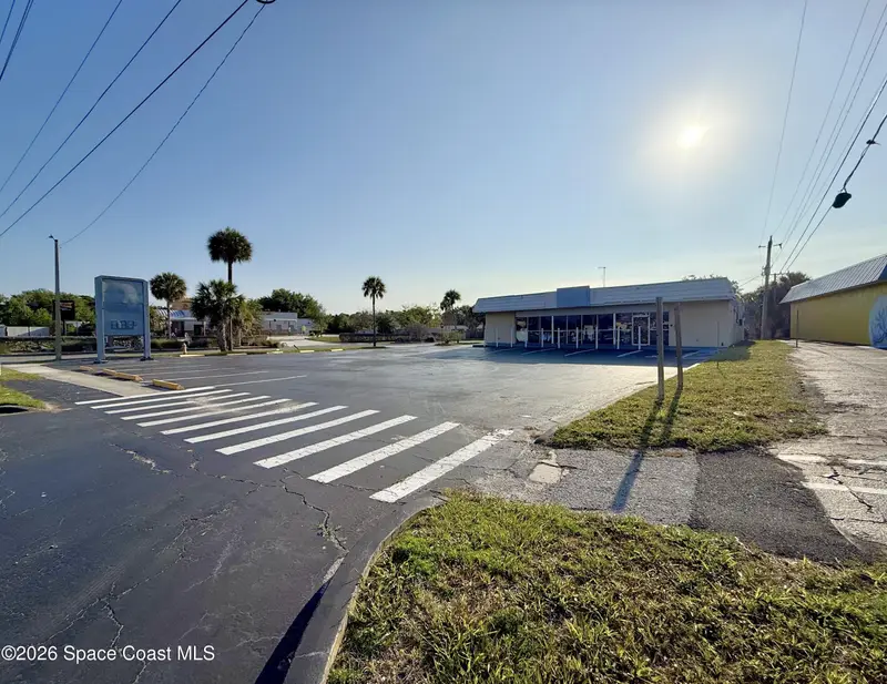 2110 N Courtenay Parkway, Merritt Island, Fl 32953, FL