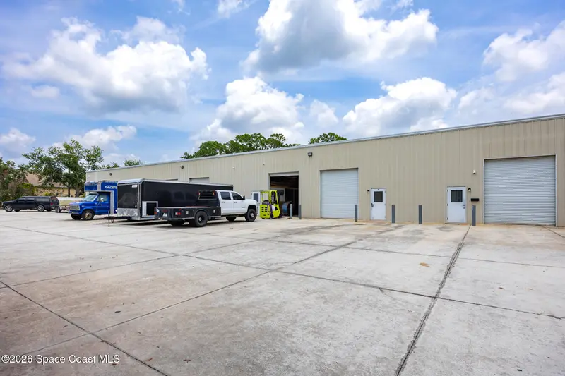3121 Skyway Circle F, Melbourne, Fl 32934, FL