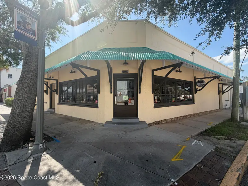 2021 Melbourne Court, Melbourne, Fl 32901, FL