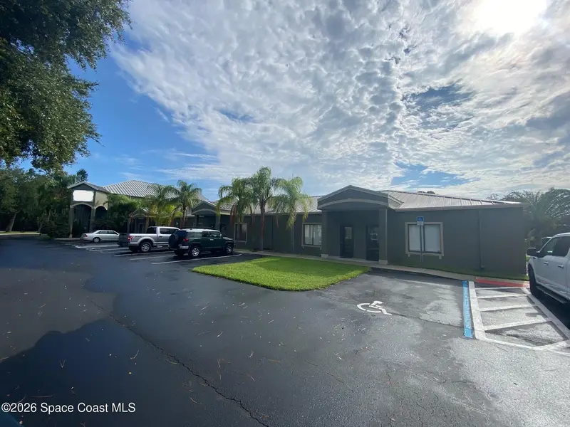 5131 Industry Drive 104-105 (2,400 Sf), Melbourne, Fl 32940, FL