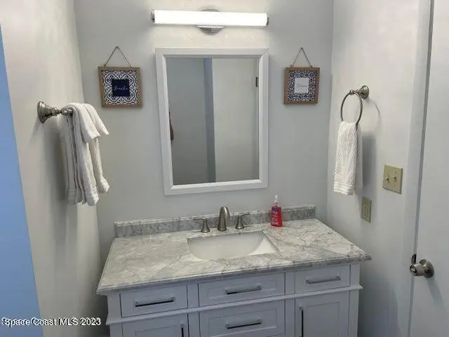 125 N Brevard Avenue B, Cocoa Beach, Fl 32931, FL