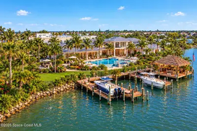 1872 E Merritt Island Causeway, Merritt Island, Fl 32952, FL